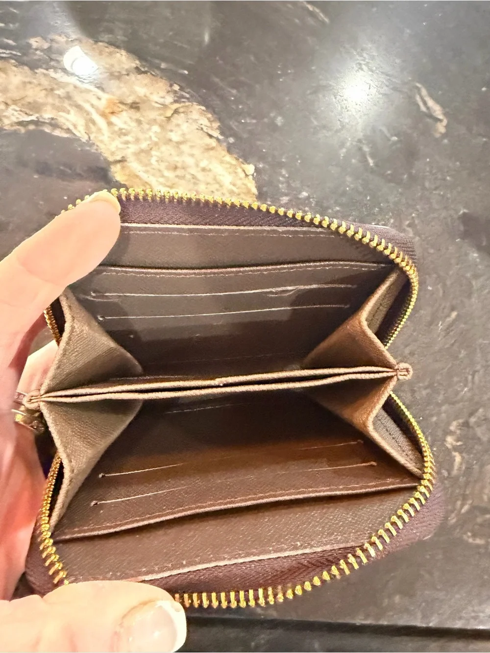 Gucci Brown Monogram Wallet with Green and Red Web and Gold GG Logo - Picture 4 of 5